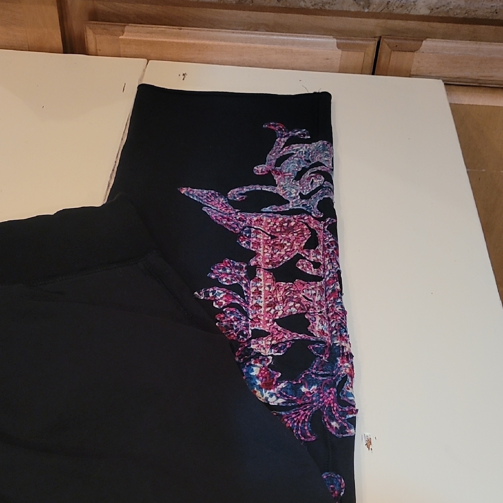 RARE Lucky Brand Sweatpants M - Picture 2 of 6
